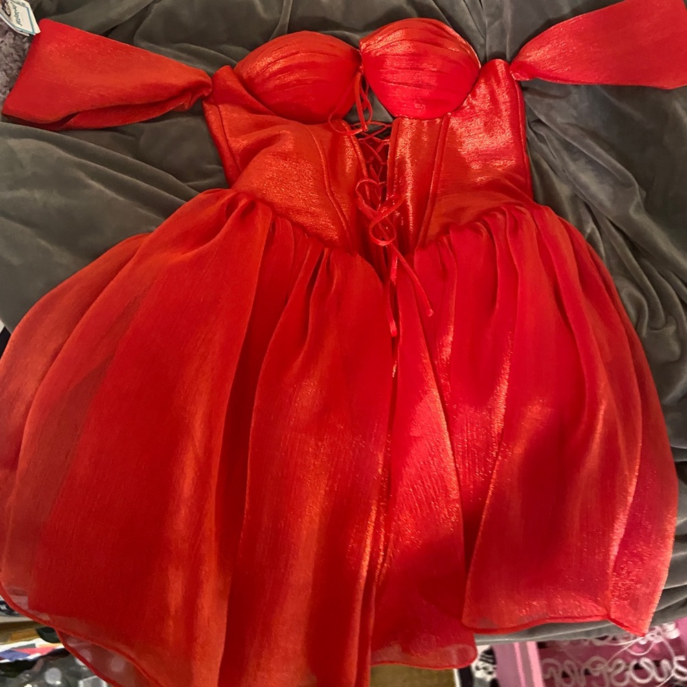 Adeirlina red dress